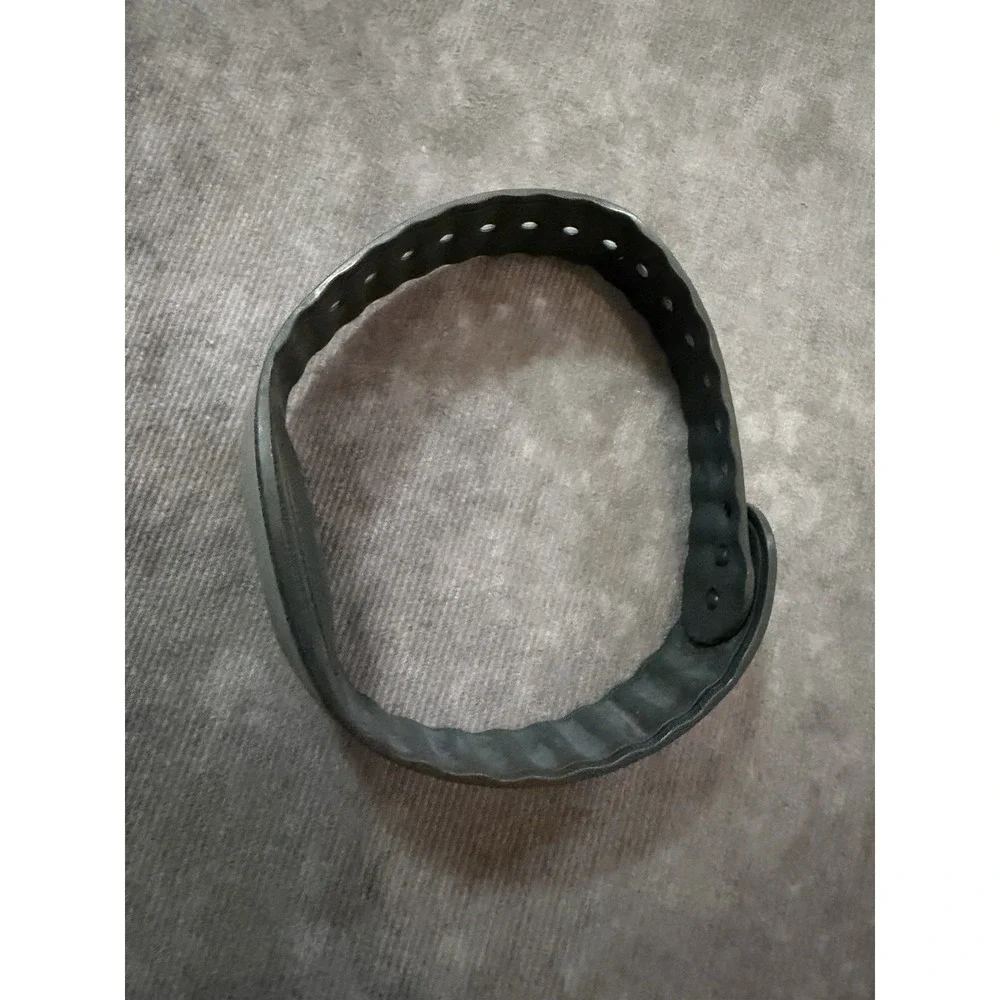 Black Silicone Wrist Activity Tracker Wristband for Unisex Adults